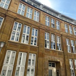 *Studenten-Apartment hinter historischer Fassade mitten in der Altstadt*