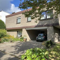 Freistehendes Einfamilienhaus mit Einliegerwohnung