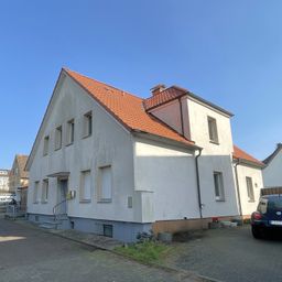 Schon viel gemacht: Großes Wohnhaus auf Mikrogrundstück!