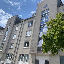 Urbanes Wohnen mit Komfort-Stadtwohnung mit TG-Platz und Fahrstuhl-sofort bezugsbereit!