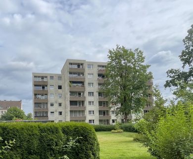 Erdgeschosswohnung mit Balkon und Tiefgarage